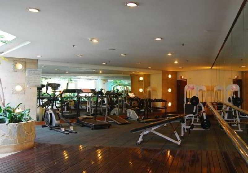 YIHE Hotel Guangzhou Bagian luar foto