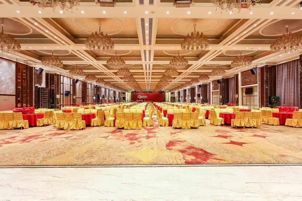 YIHE Hotel Guangzhou Bagian luar foto