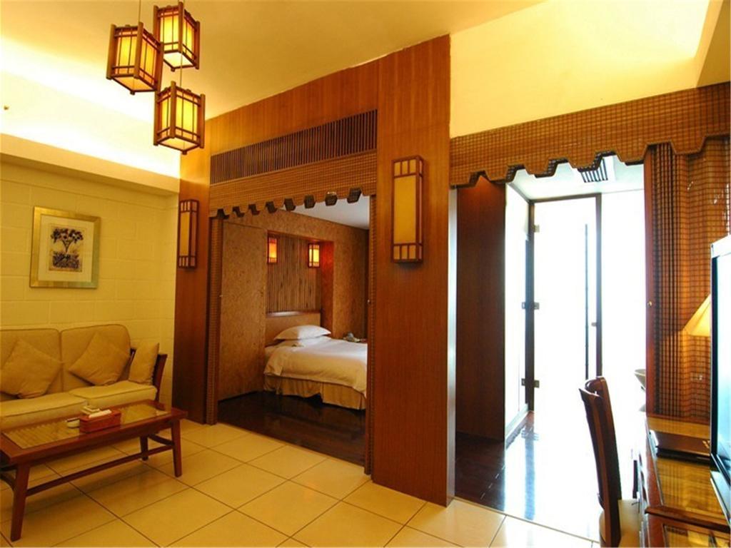 YIHE Hotel Guangzhou Bagian luar foto