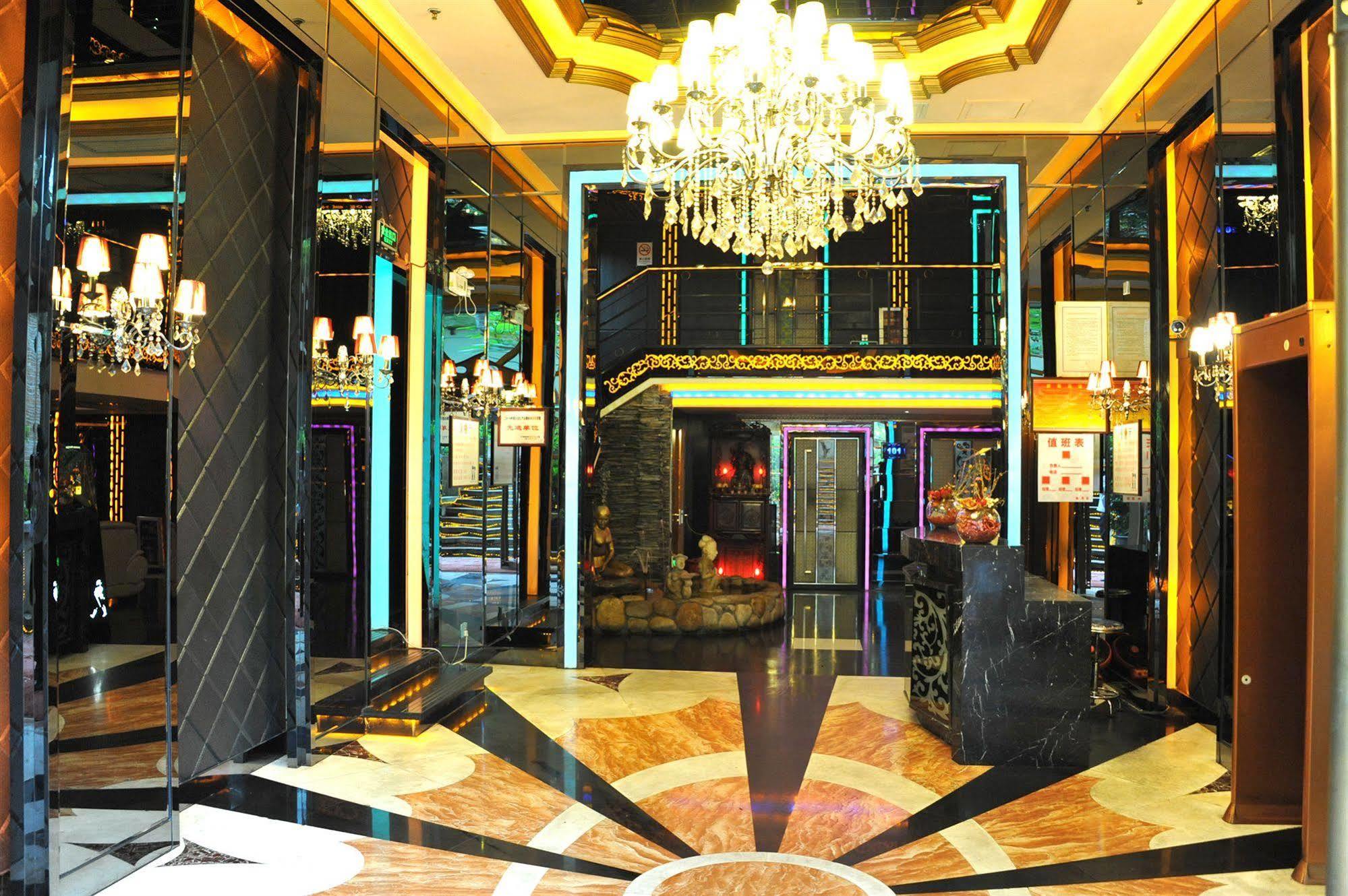 YIHE Hotel Guangzhou Bagian luar foto