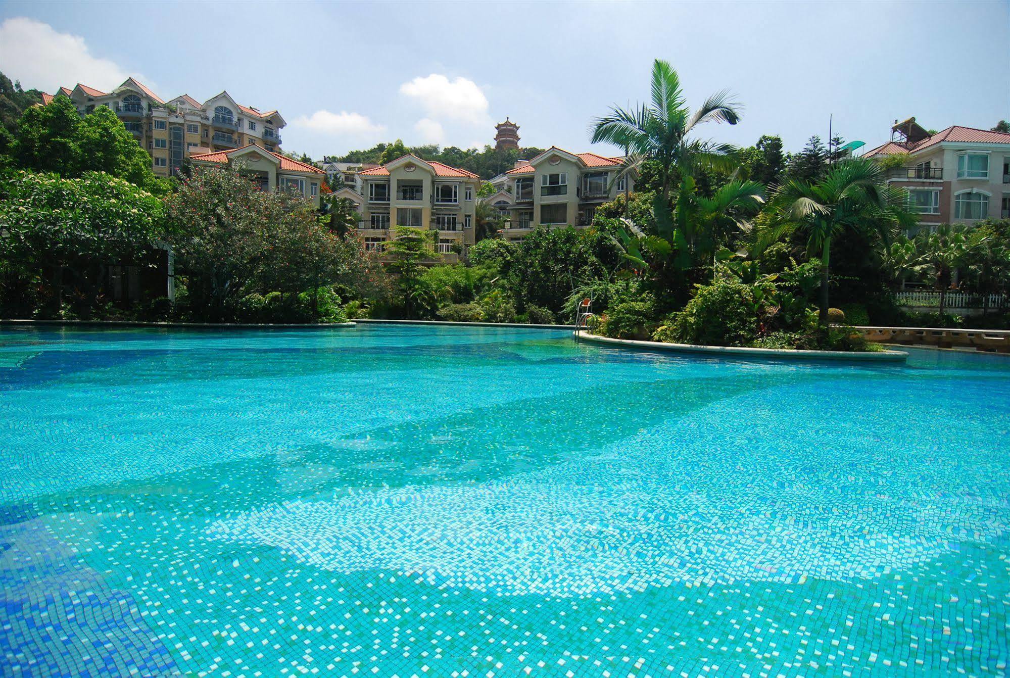 YIHE Hotel Guangzhou Bagian luar foto