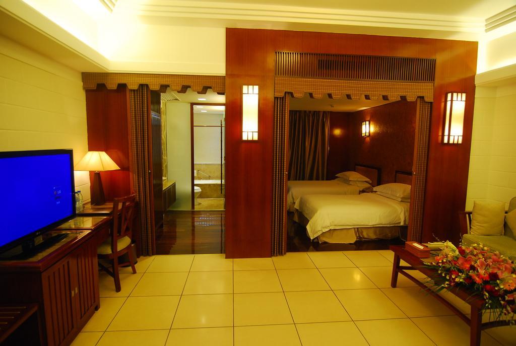 YIHE Hotel Guangzhou Bagian luar foto